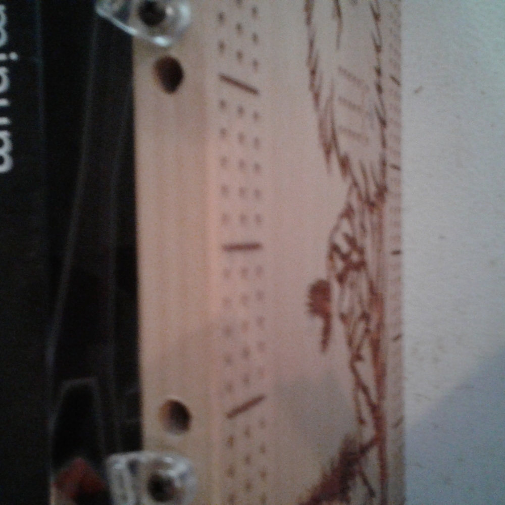 Handmade cribbage board - Picture 2 of 3